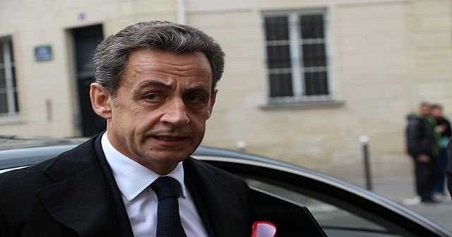 Sarkozy &#039;İslam&#039;ın yasaklanması&#039; talebini kınadı