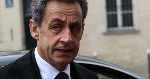 Sarkozy&#039;nin partisi isim değiştirdi