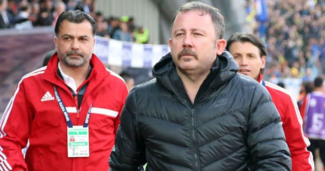 Sergen Yalçın, &#039;Galatasaray ve Beşiktaş&#039;a olduğu gibi yenildik&#039;