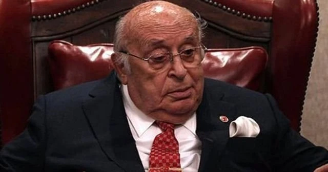 Süleyman Demirel hastaneye kaldırıldı