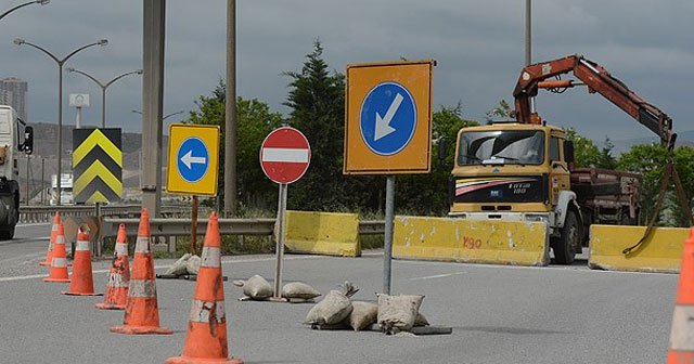 TEM otoyolunda yenileme çalışması