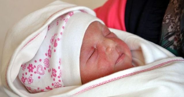 Türkiye&#039;nin konuştuğu o bebek dünyaya geldi