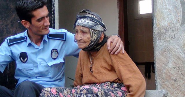 105 yaşındaki Durdu nineden uzun yaşama sırrı!