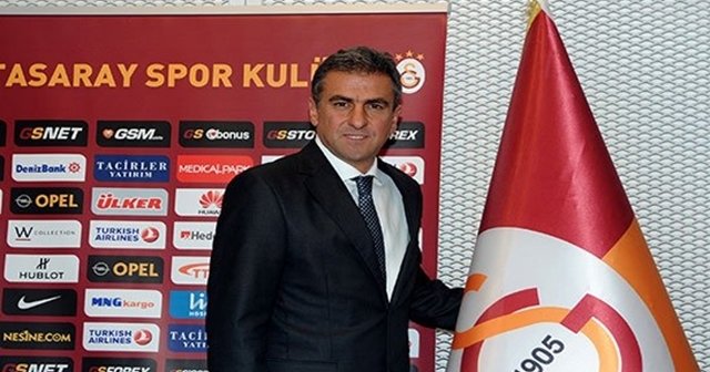 2 kupa kaldıran Hamza Hamzaoğlu&#039;na yeni sözleşme teklifi