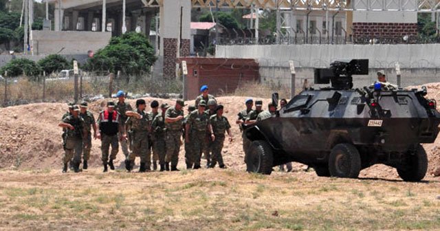 7. Kolordu Komutanı Yılmaz sınır birliklerini denetledi