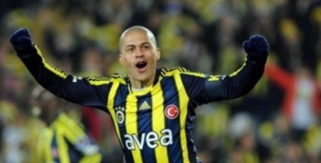 Alex&#039;ten Fenerbahçe taraftarına mesaj var