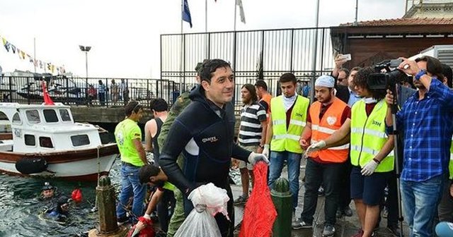 Başkan Murat Hazinedar Boğaz’ı temizledi