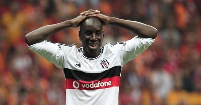 Beşiktaş, Demba Ba transferini borsaya bildirdi