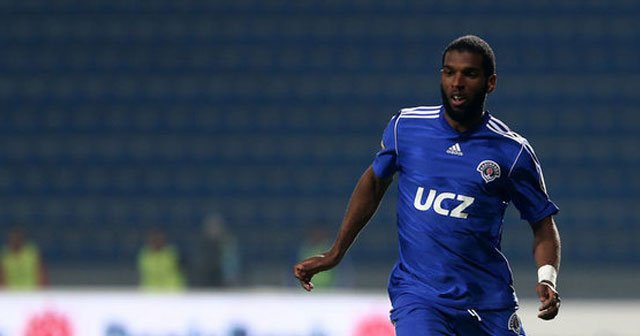 Beşiktaş&#039;ta alternatif Ryan Babel