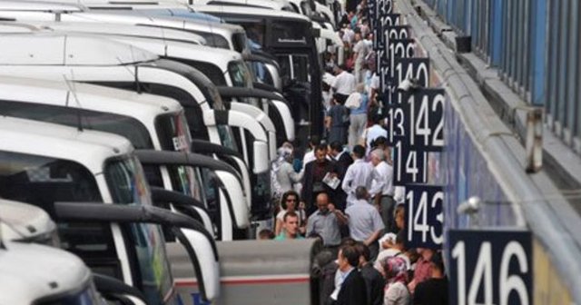 Büyük İstanbul Otogarı&#039;nda seçim yoğunluğu