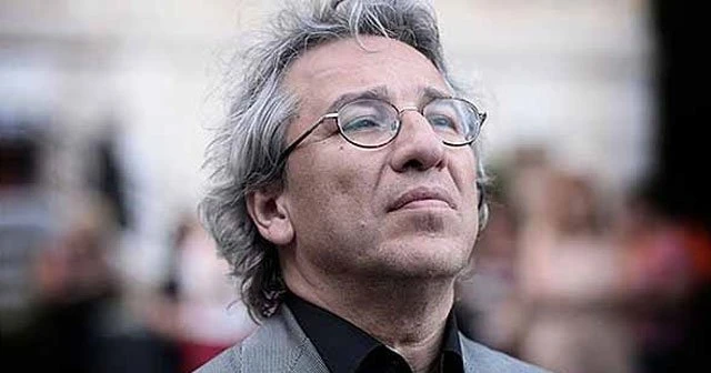 Can Dündar'a müebbet istemiyle suç duyurusu