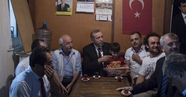 Cumhurbaşkanı Erdoğan taksicileri ziyaret etti