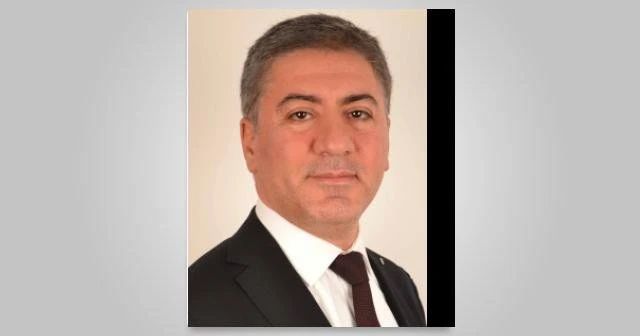 Doktor-Hukukçu Murat Emir  kimdir?