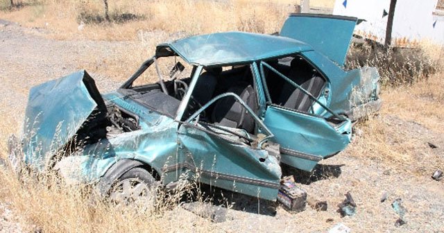 Elazığ-Diyarbakır yolunda trafik kazası, 1 ölü