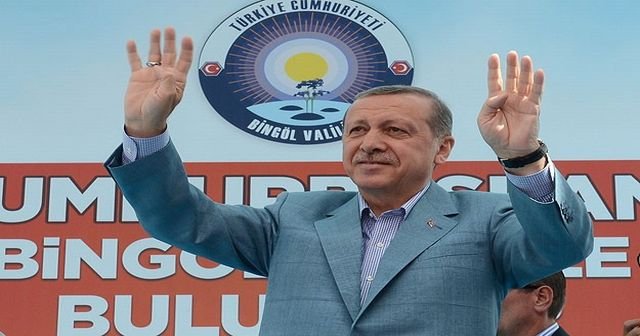 Erdoğan, &#039;Bu ihanet şebekesine Kürt kardeşlerim evet der mi?&#039;