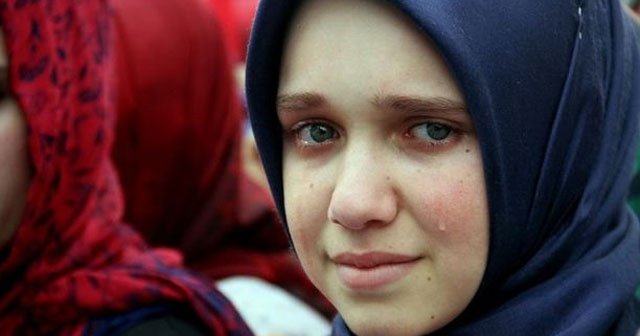 Erdoğan&#039;ın şiirinde gözyaşları sel oldu