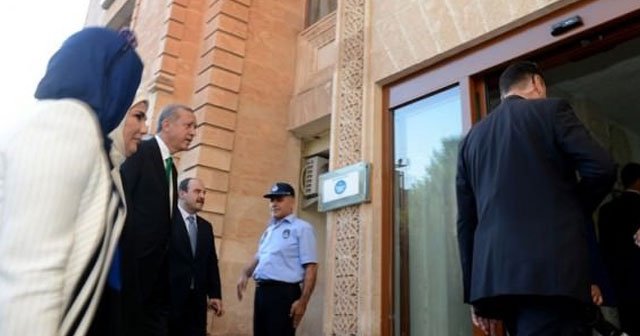 Erdoğan, Midyat Belediyesini ziyaret etti