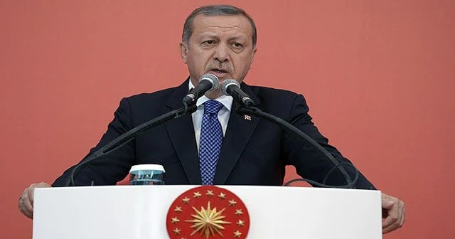 Erdoğan, 'Siyasetçiler bu işi çözemezse millet bu işi çözer'