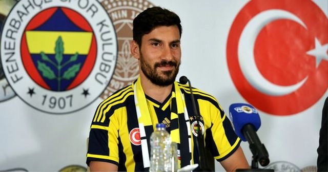 Fenerbahçe&#039;de yeni transfer imzayı attı