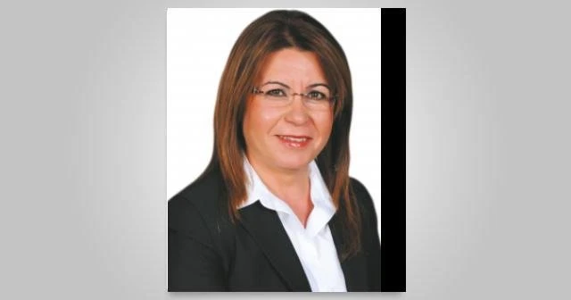 Gülizar Biçer Karaca  kimdir?