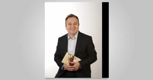 Kemal DERİN  kimdir?