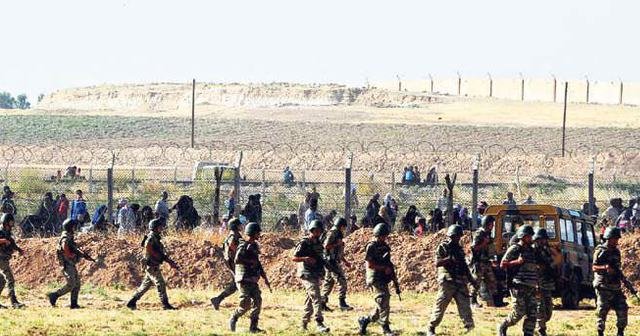 Koalisyon güçleri ve YPG, sınırda sinsice bir oyun oynuyor