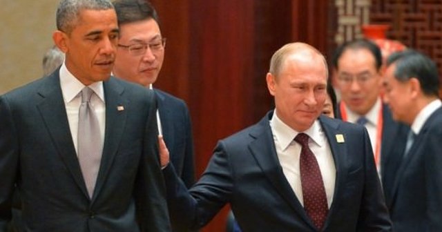 Obama, Putin ile telefonda görüştü