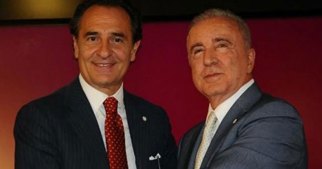 Prandelli&#039;den Aysal&#039;a ağır eleştiri