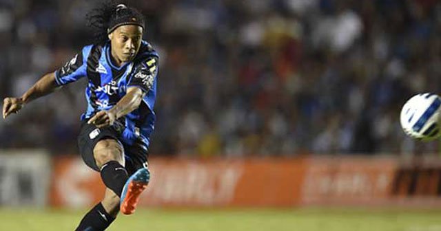 Ronaldinho Antalyaspor'a imza atacak!