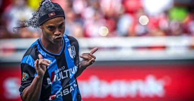 Ronaldinho, Antalyaspor için geliyor