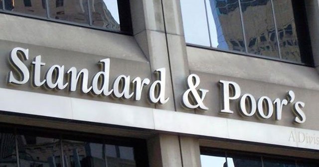 S&amp;P&#039;den İngiltere ekonomisine kötü haber