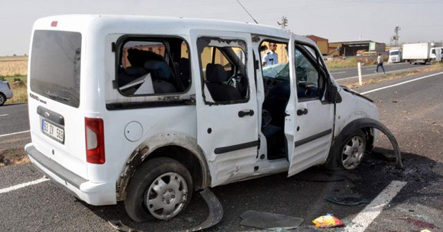 Şanlıurfa&#039;da polis aracı kaza yaptı, 2 yaralı