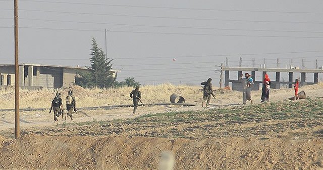 Suriyeli Kürt gruplar Tel Abyad&#039;ı kontrol altına aldı