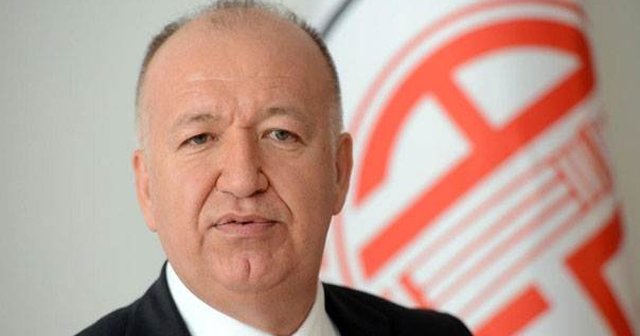 Antalyaspor başkanı bir sürpriz transferi daha açıkladı