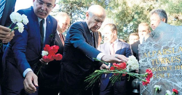 Bahçeli, tavrını o anketle belirledi
