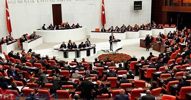 Başkanlık Divanı&#039;nda MHP ve HDP 3&#039;er üye