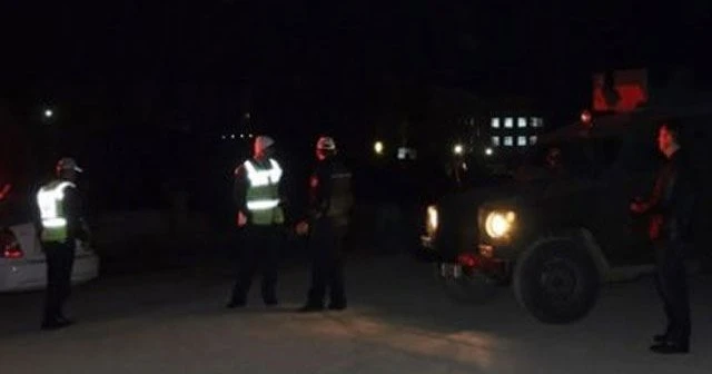 Batman'da kaymakamlığa bombalı saldırı