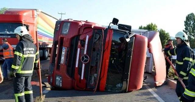 Bayram arifesinde trafik kazaları can aldı