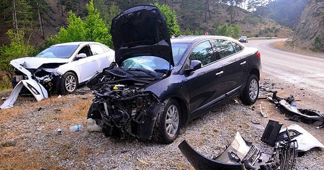 Bayramda trafik kazaları bilançosu ağır oldu