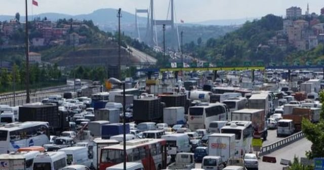 Boğaziçi Köprüsü‘nde trafik felç oldu