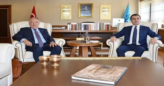 Çelik ile Koç bir araya geldi