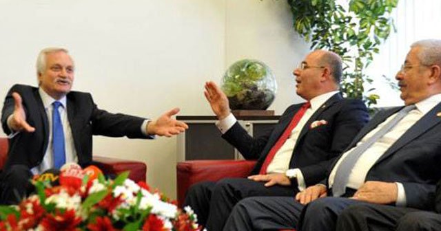 CHP ve MHP arasında gerilimli bayramlaşma