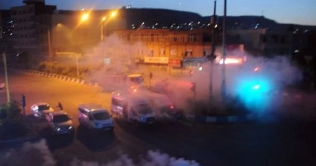 Cizre'de hükümet konağı ve karakola saldırı