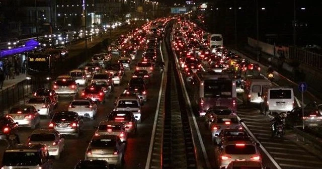 Emniyet bin 400 polisle teyakkuza geçti