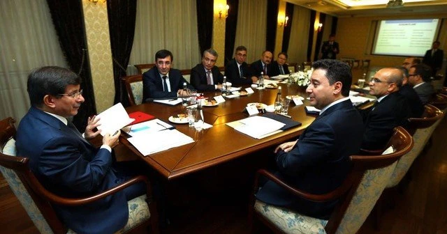 Güvenlik Zirvesi'nden çıkan karar, 'Hedef DAEŞ ağını çökertmek'