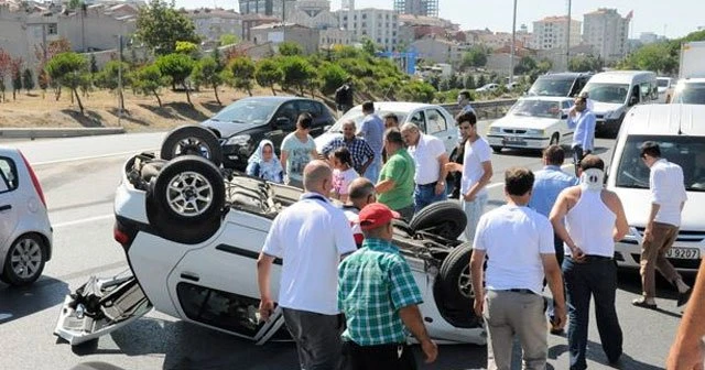 İstanbul'da beton bariyer faciayı önledi
