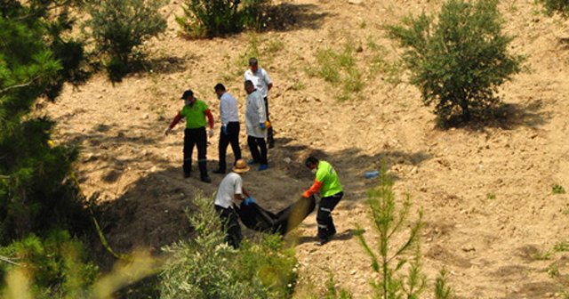 Kafası ve kolu parçalanmış erkek cesedi bulundu