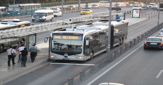 Metrobüs kullananlar bu habere dikkat