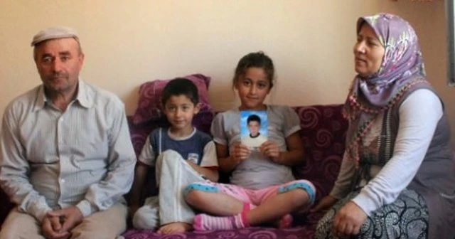 Oğluna seslendi, 'Ölürsen şehit olmazsın'