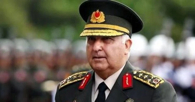 Özel gidiyor, yerine Akar geliyor
